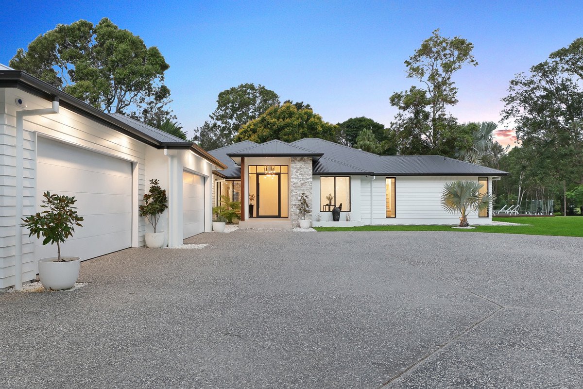 457 Tallebudgera Creek Road Tallebudgera Valley 34
