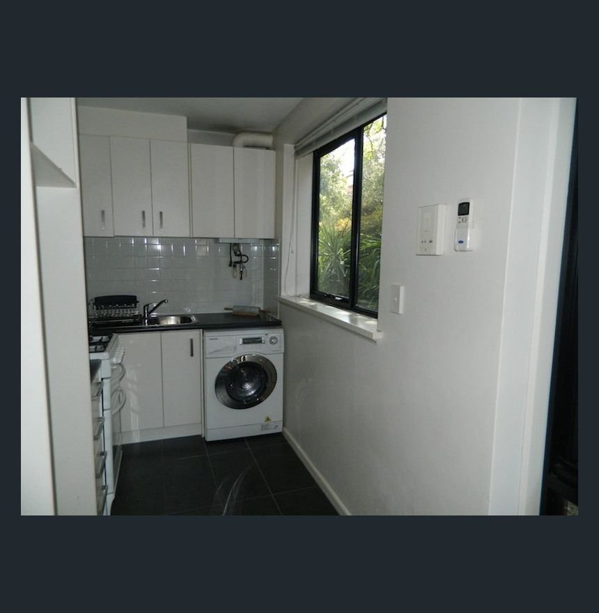 Real Estate and Property in 4/59 Alma Road, St Kilda East, VIC