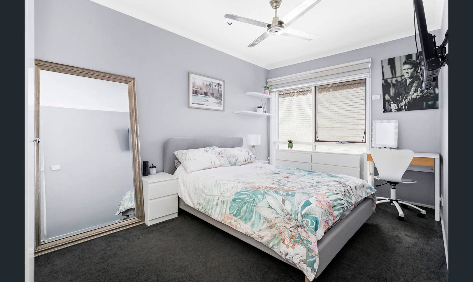 Gallery: 4/595-596 Nepean, Highway