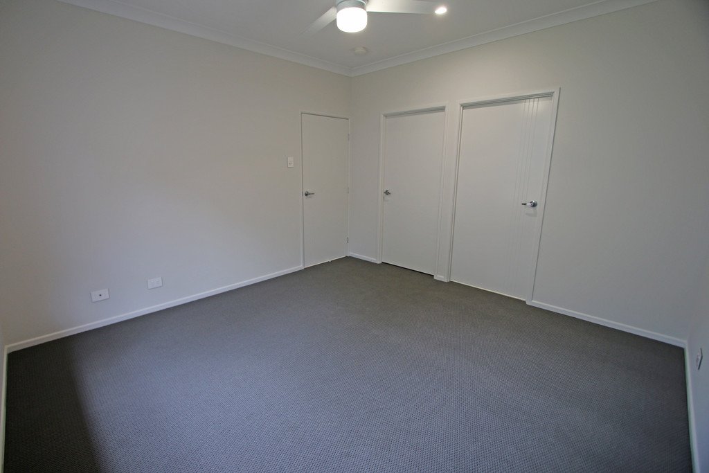 45a Kinarra Street ASHMORE 8