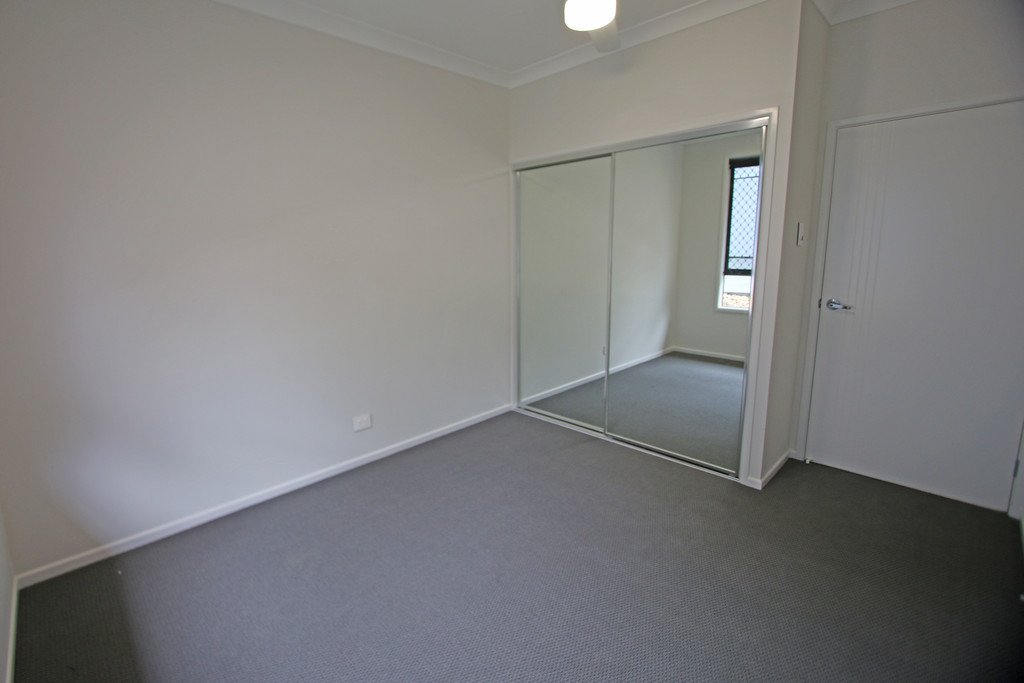 45a Kinarra Street ASHMORE 9