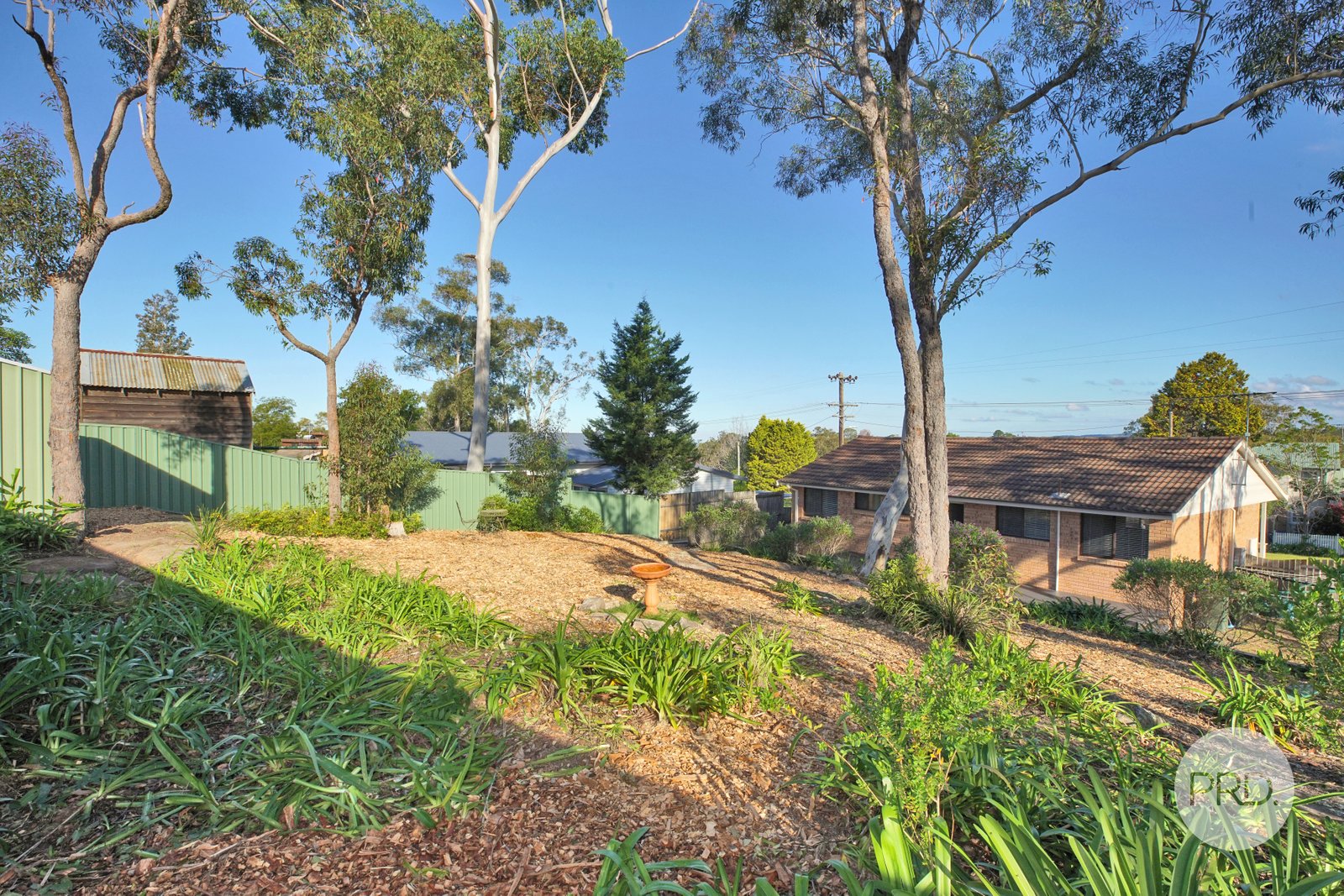 45A St Georges Crescent FAULCONBRIDGE 11