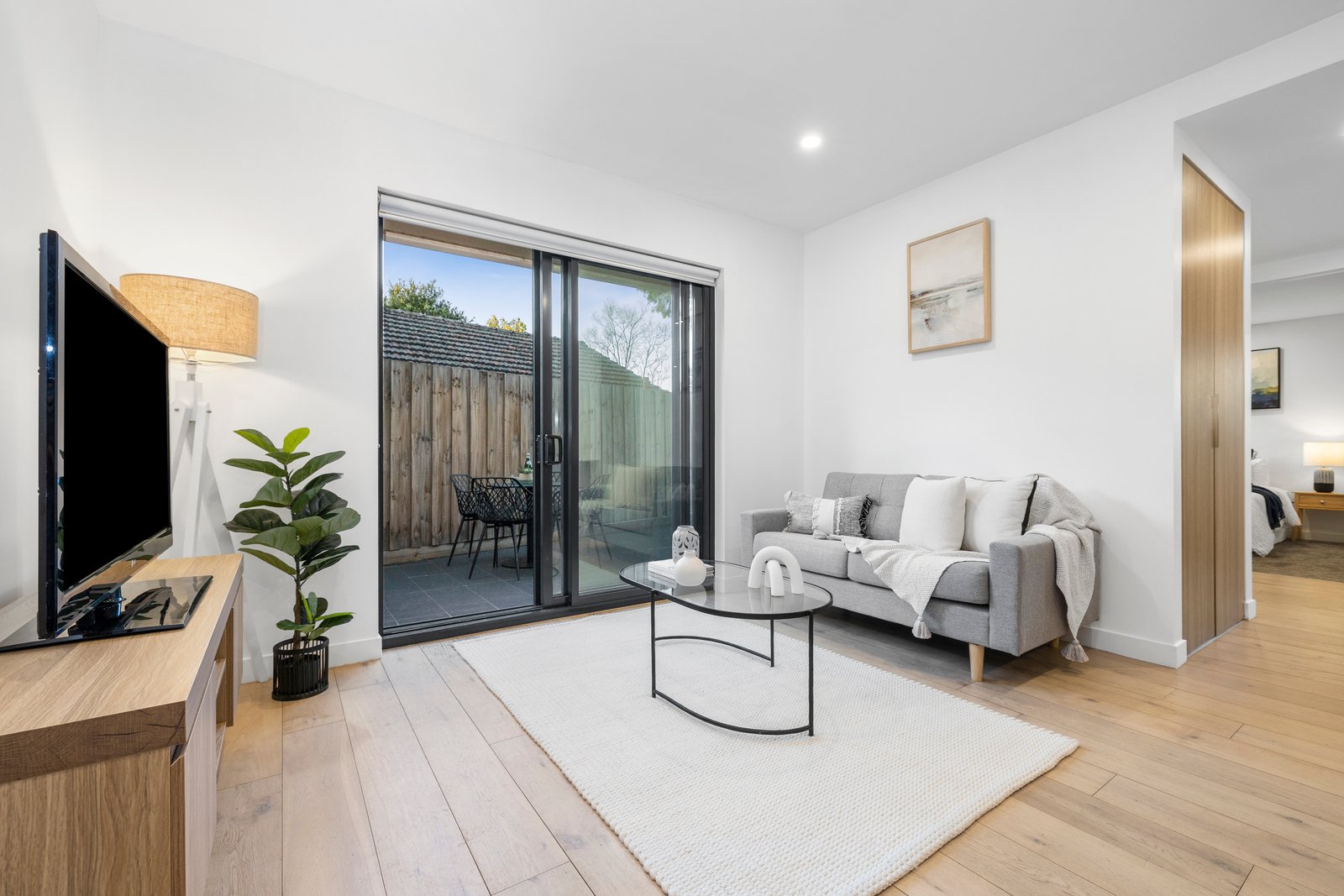 Gallery: 4/5A Winton Road
