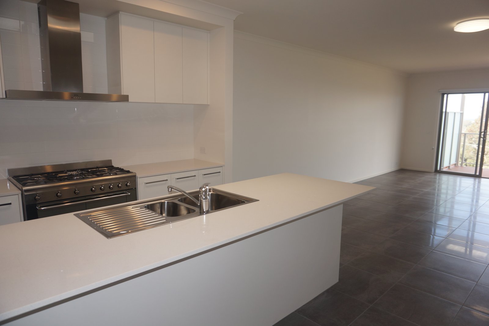 Gallery: 45b Victory Way