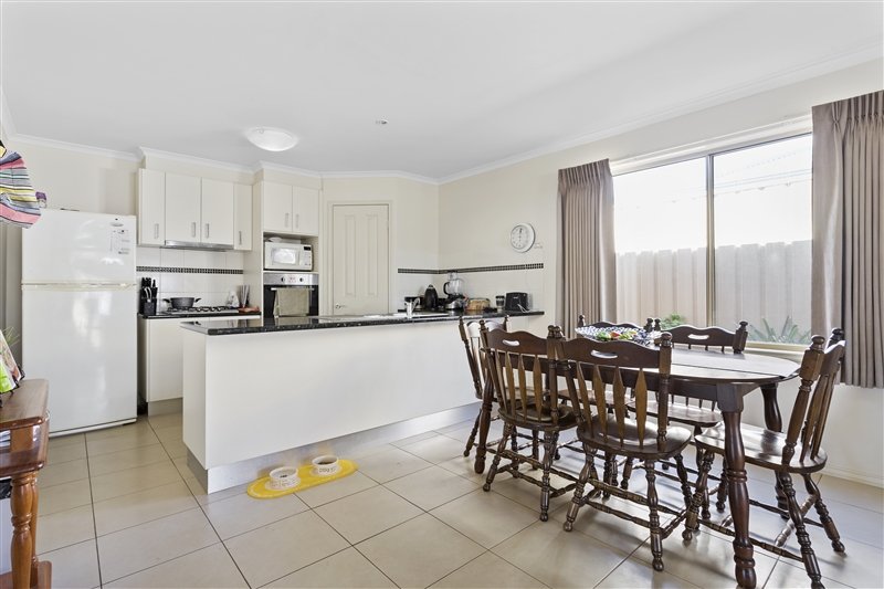 45B Watson Avenue CALIFORNIA GULLY 4