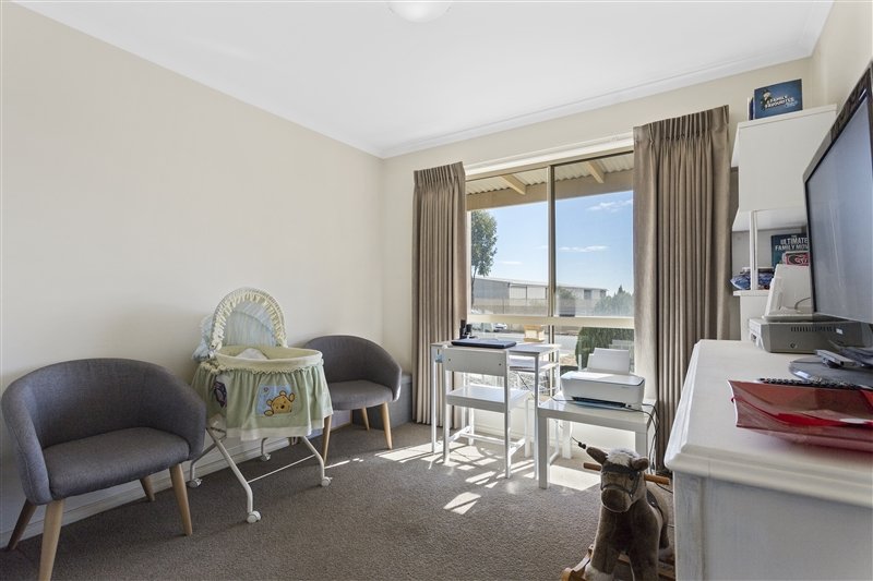 45B Watson Avenue CALIFORNIA GULLY 9