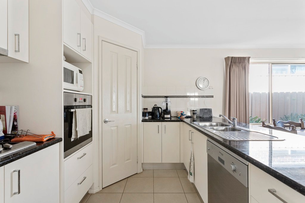 45B Watson Avenue CALIFORNIA GULLY 2