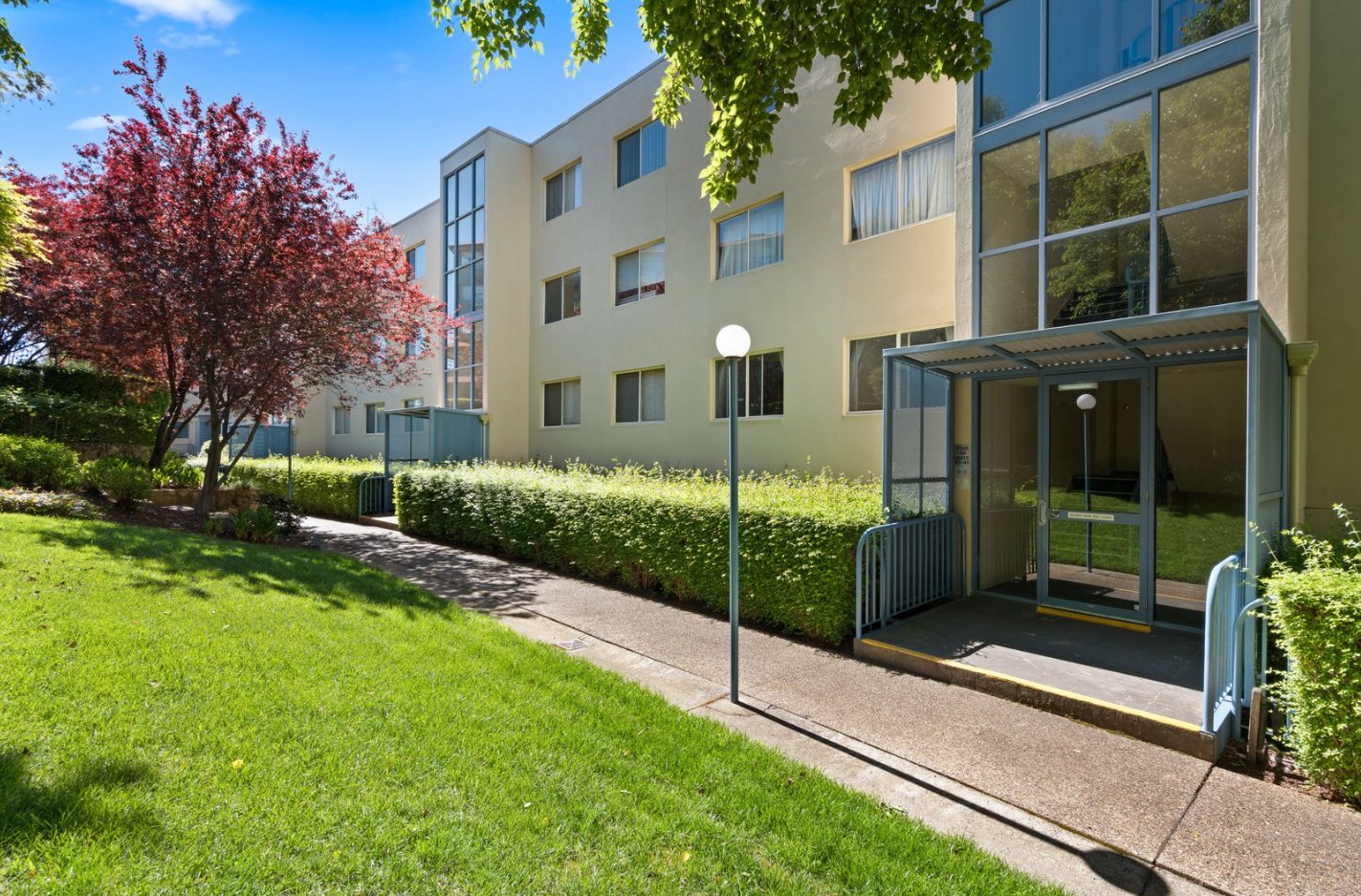 45B/9 Chandler  BELCONNEN 1
