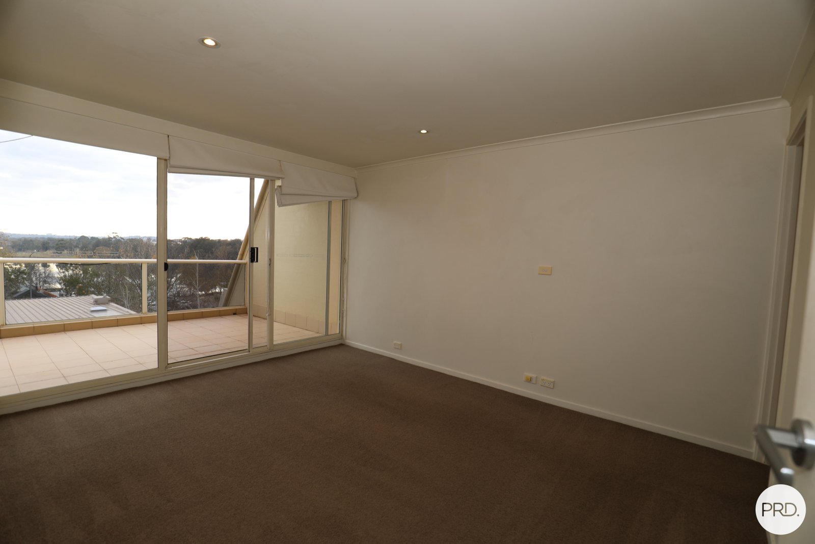 45B/9 Chandler  BELCONNEN 7