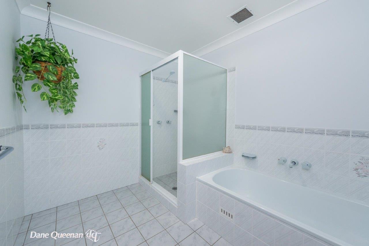 4/6-10 Weatherly Close NELSON BAY 23