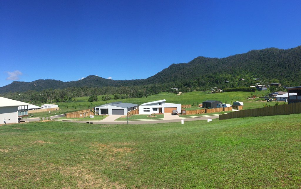 46-48 Stanley Drive CANNON VALLEY 1