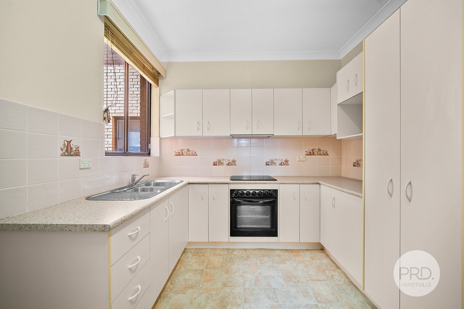 4/6-8 St Georges Parade HURSTVILLE 4