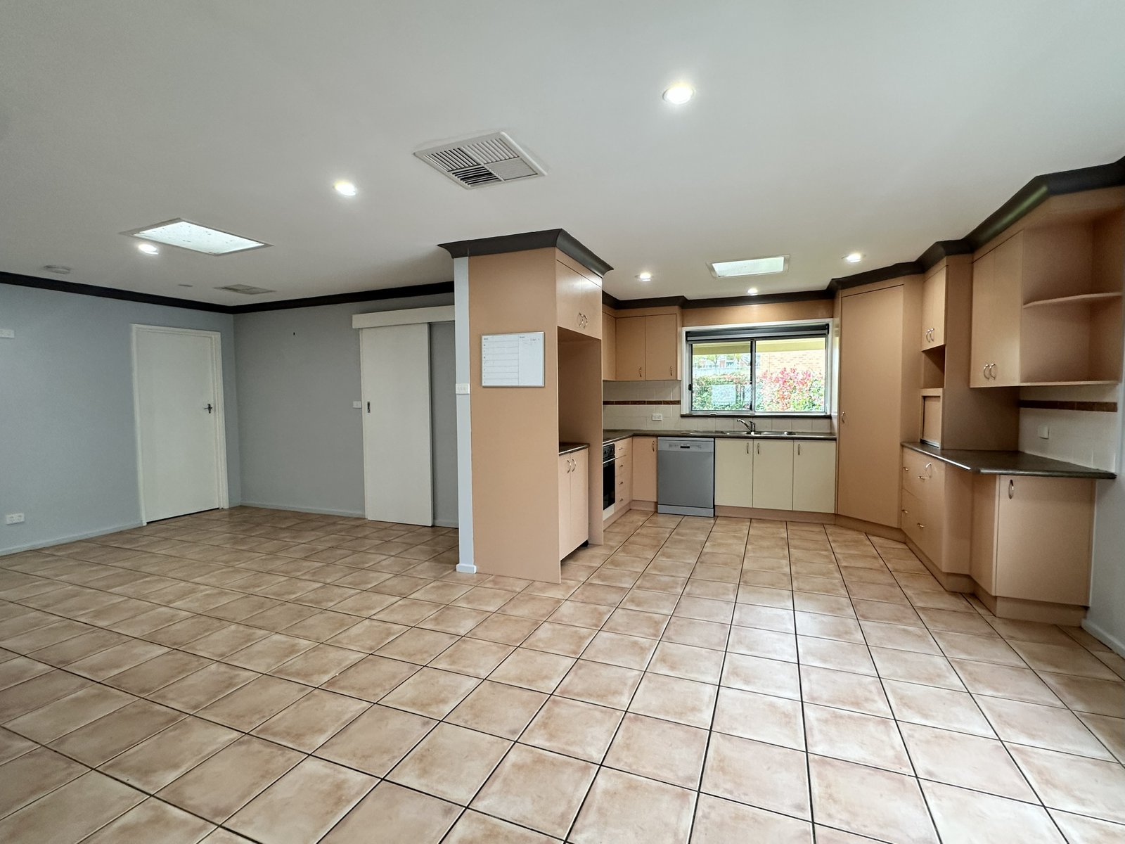 46 Adelong Road TUMUT 7