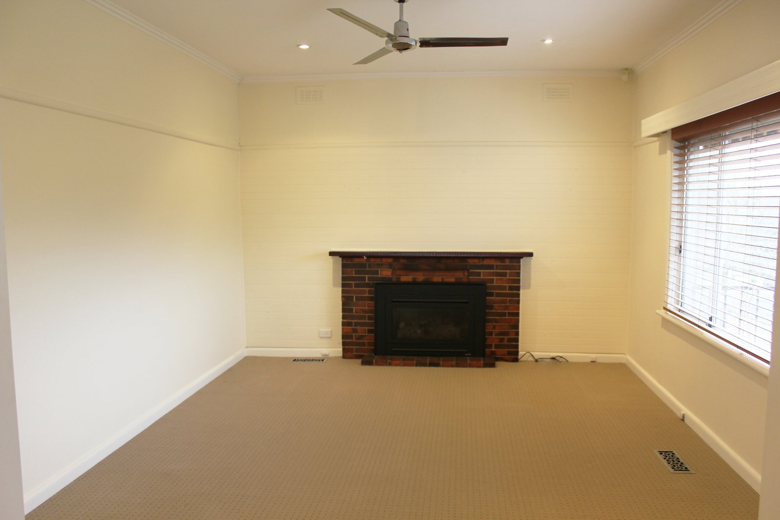 Gallery: 46 Ashwood Drive