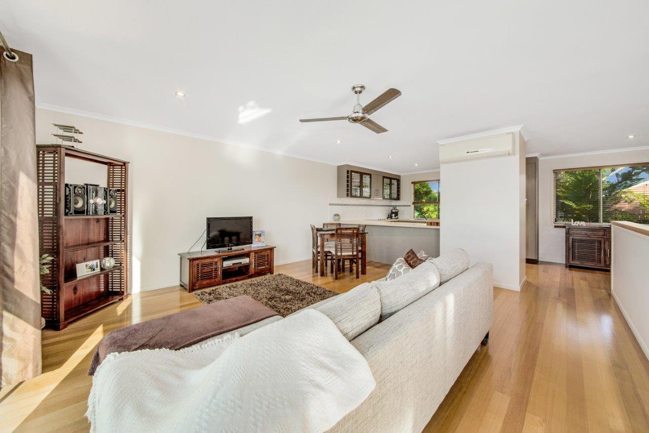 4/6 Beach Avenue TANNUM SANDS 10