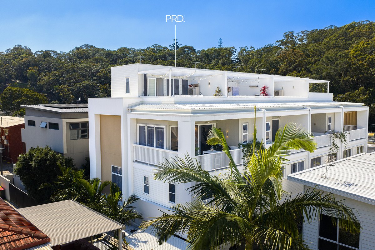 4/6 Beelyu Street Burleigh Heads 2