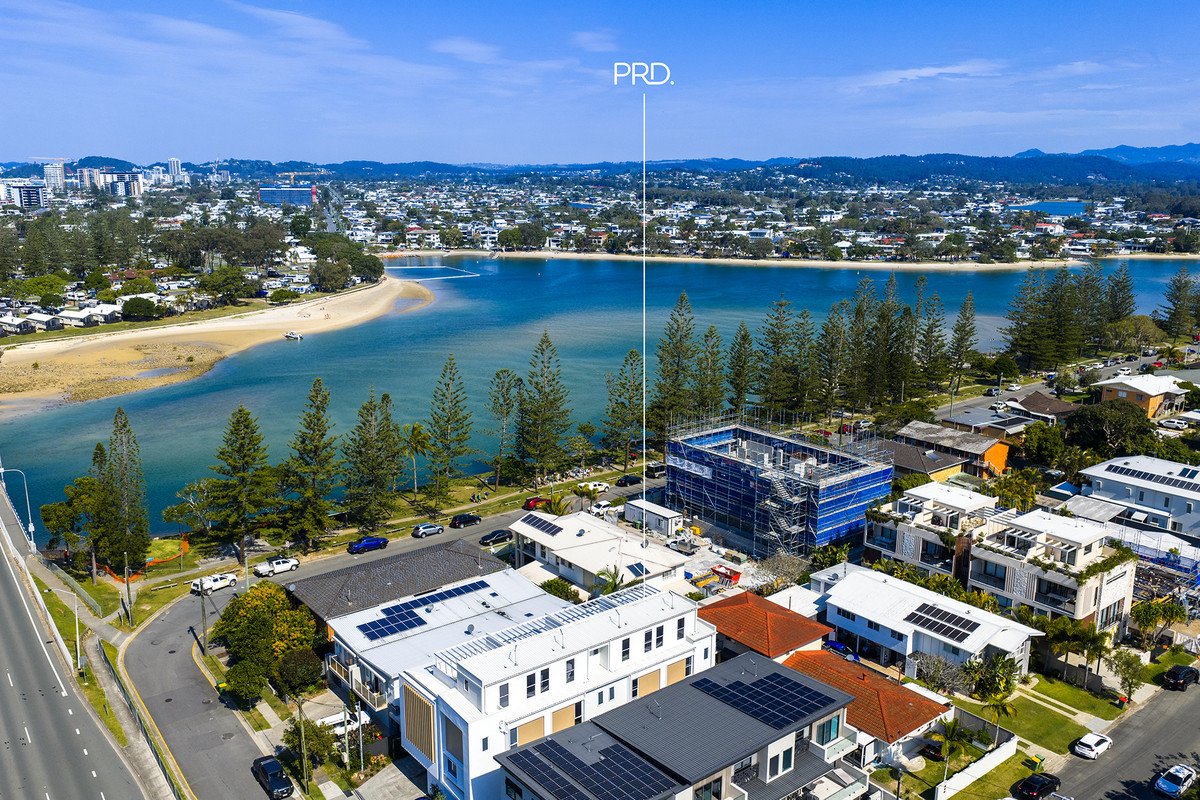 4/6 Beelyu Street Burleigh Heads 19