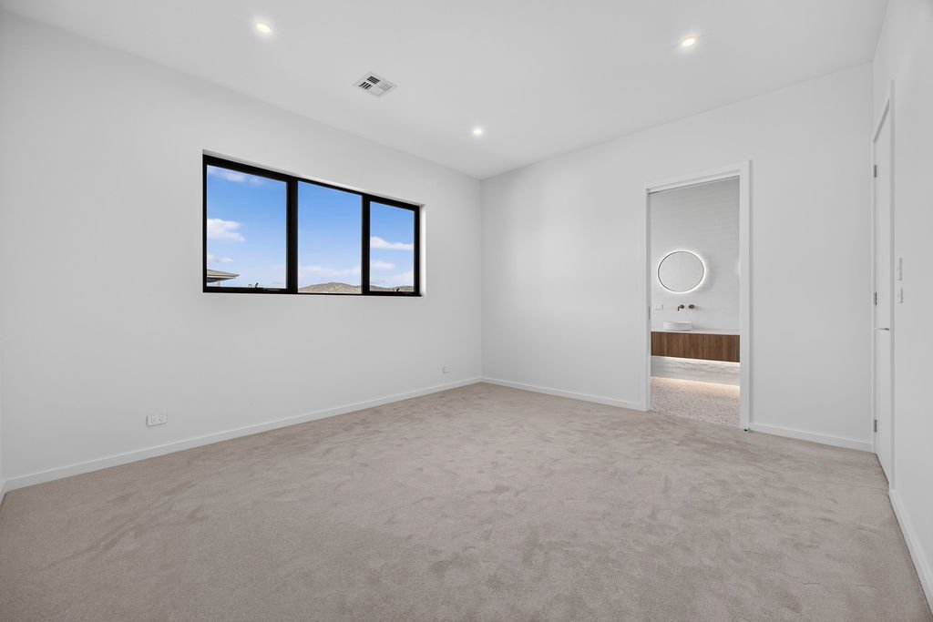 46 Birchfield Drive BUNGENDORE 12