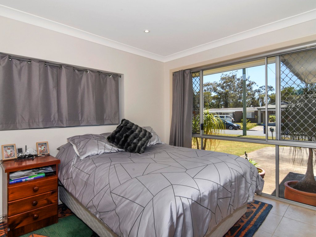 46 Blue Waters Crescent TWEED HEADS WEST 7