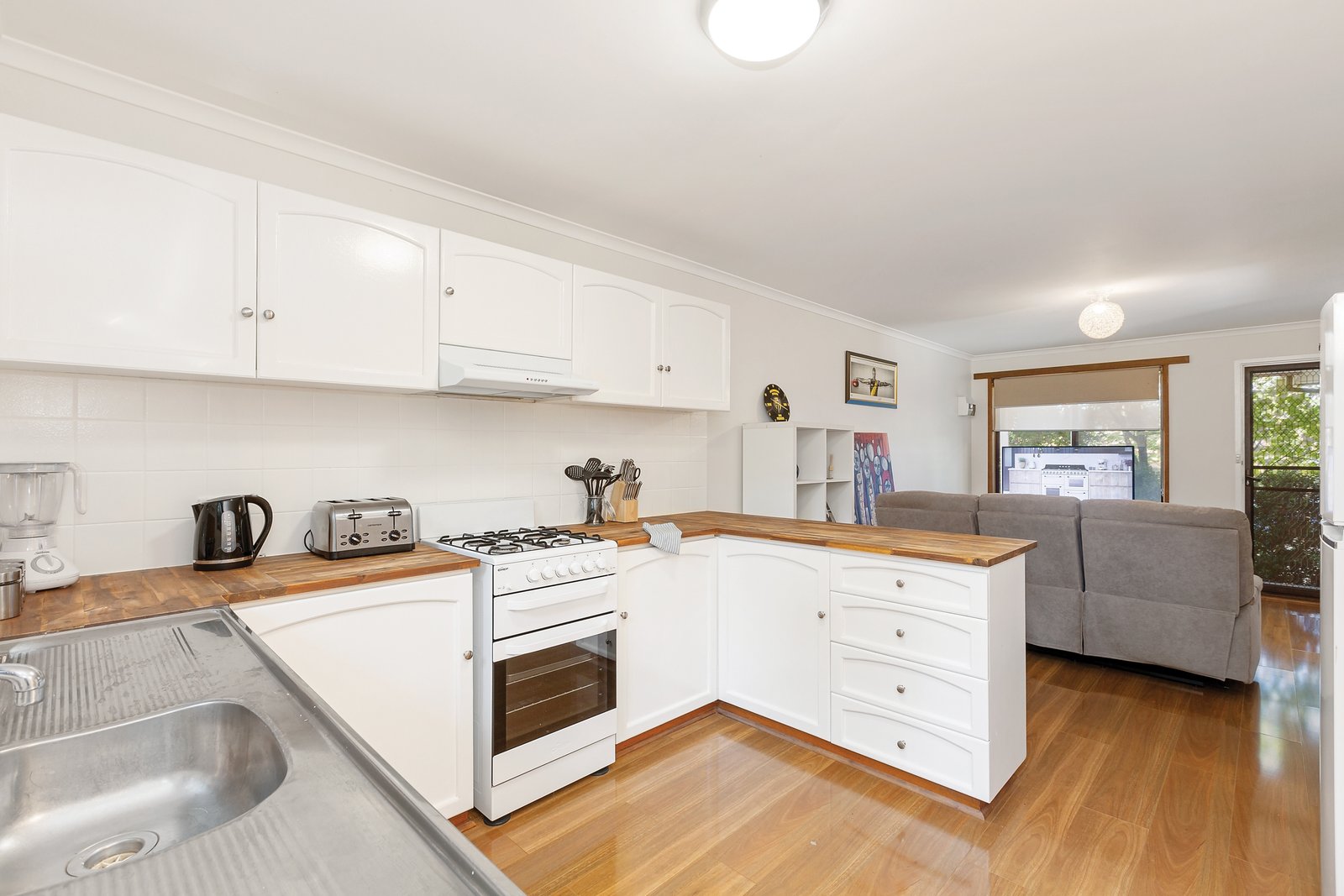 Gallery: 4/6 Boyle Street