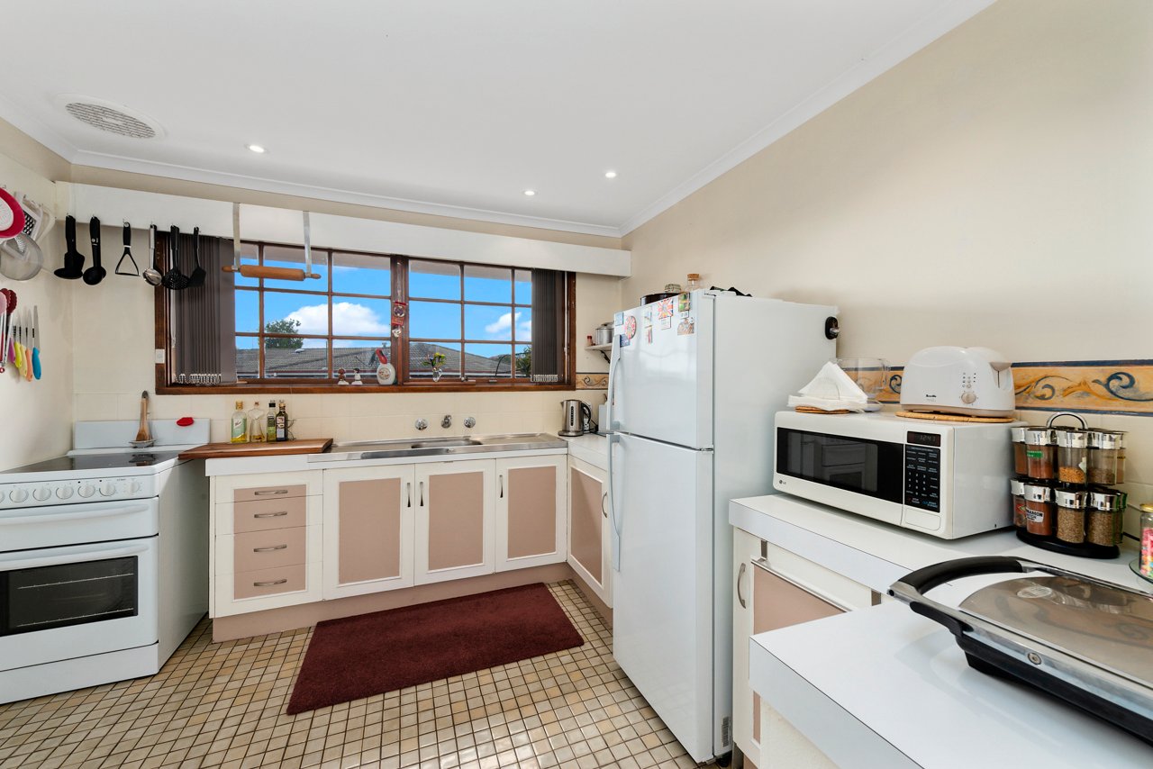 4/6 Brenock Court GLENORCHY 6