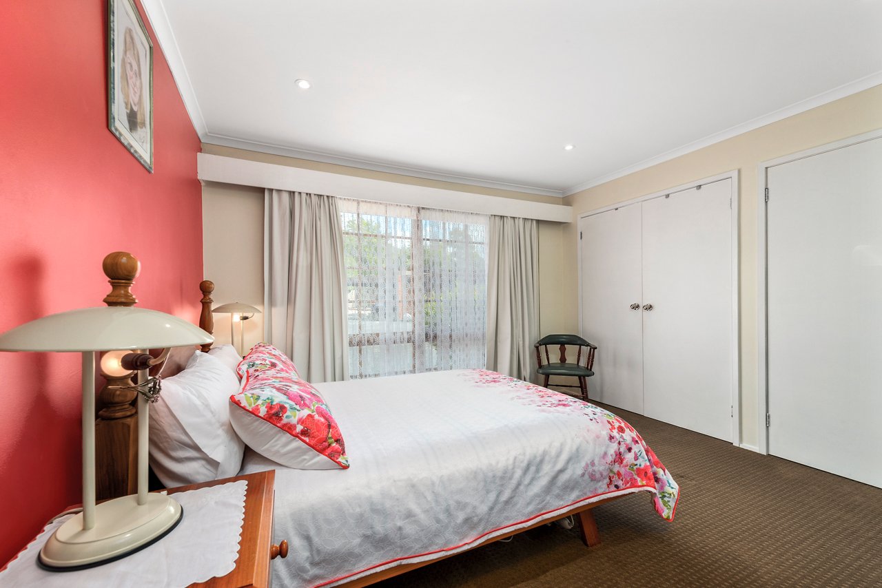 4/6 Brenock Court GLENORCHY 8