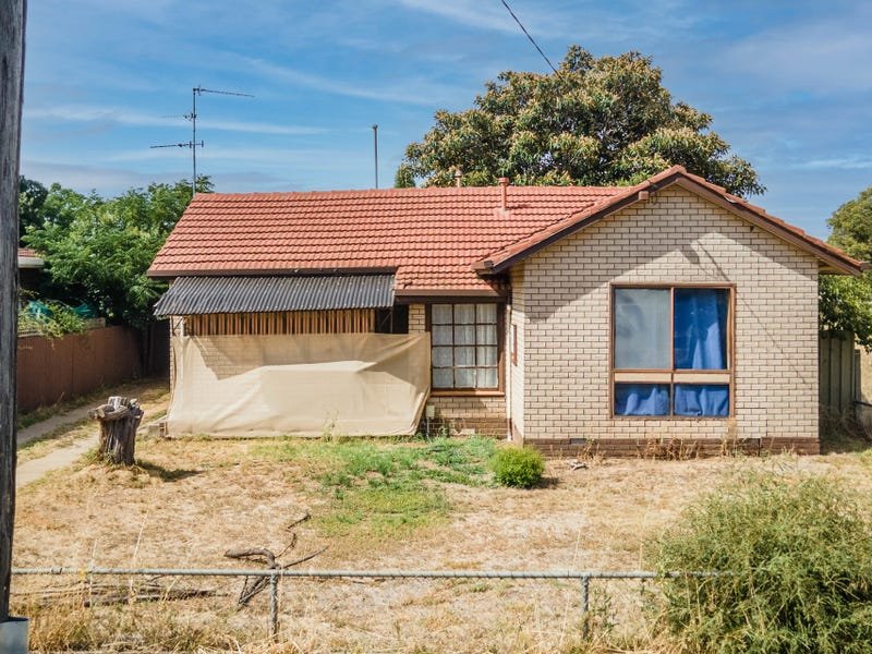 46 Cameron Avenue SHEPPARTON 3