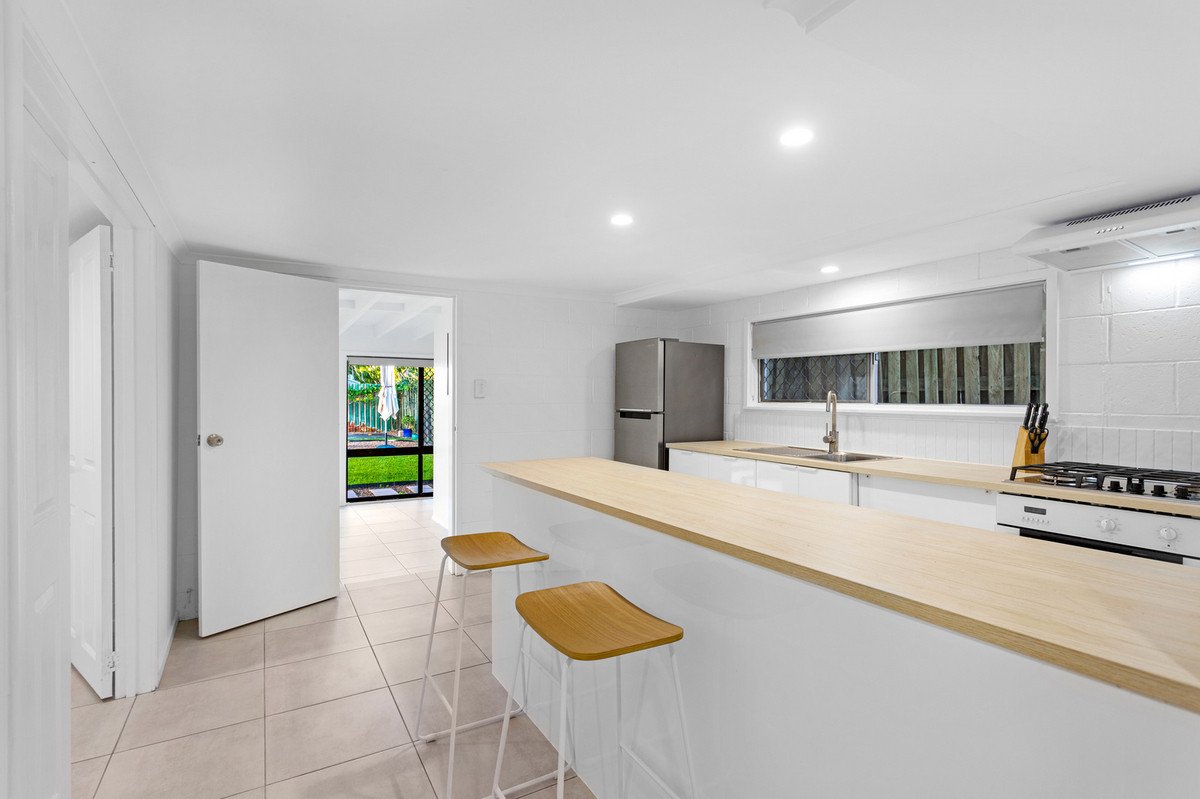 46 Chainey Avenue MIAMI 14