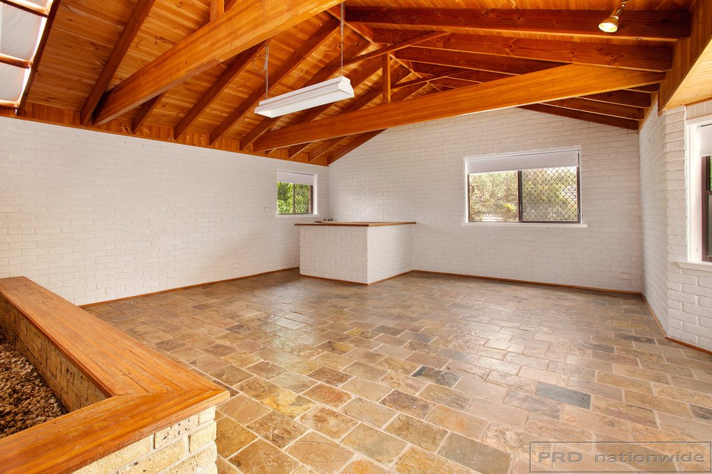 46 Chelmsford Drive METFORD 9