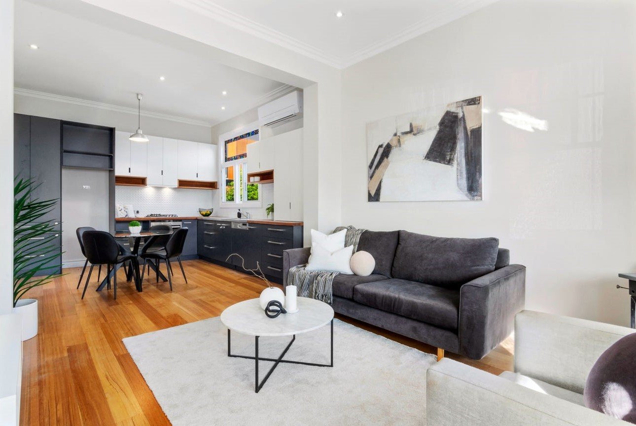 Gallery: 46 Coquette Street
