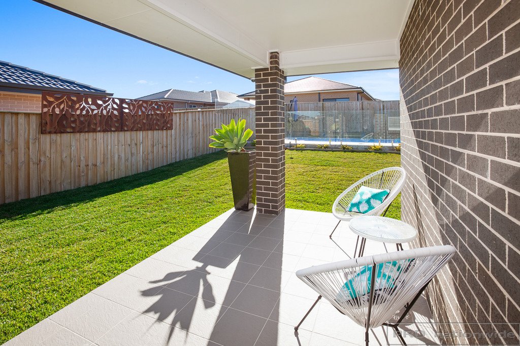 46 Emperor Parade CHISHOLM 9