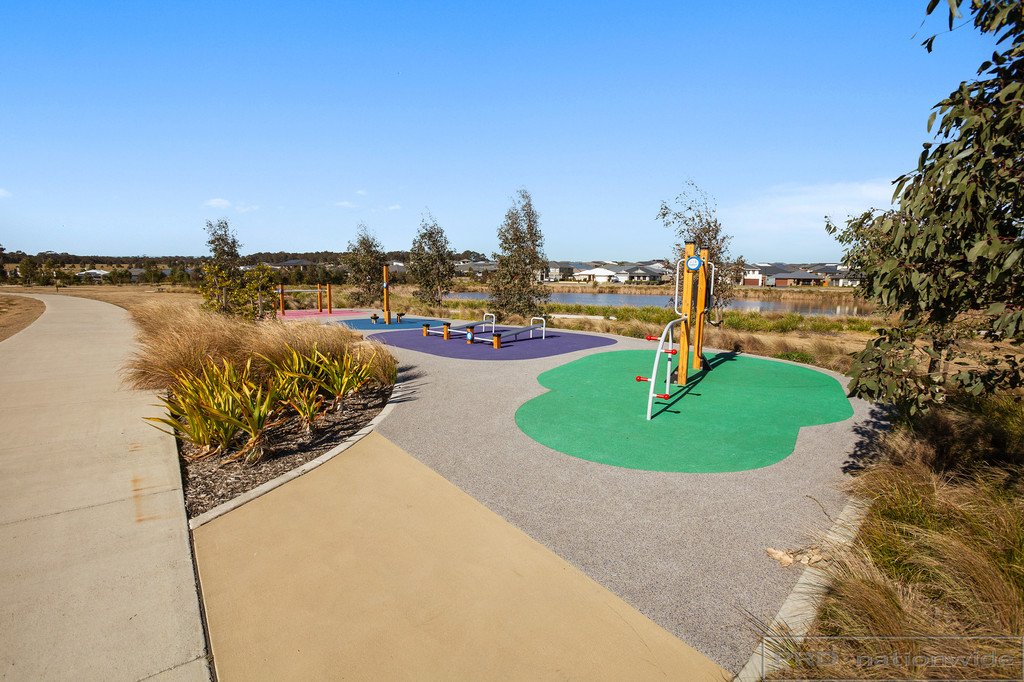 46 Emperor Parade CHISHOLM 24