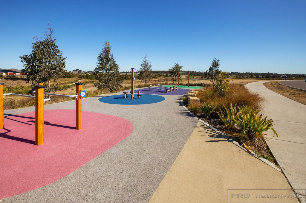 46 Emperor Parade CHISHOLM 26