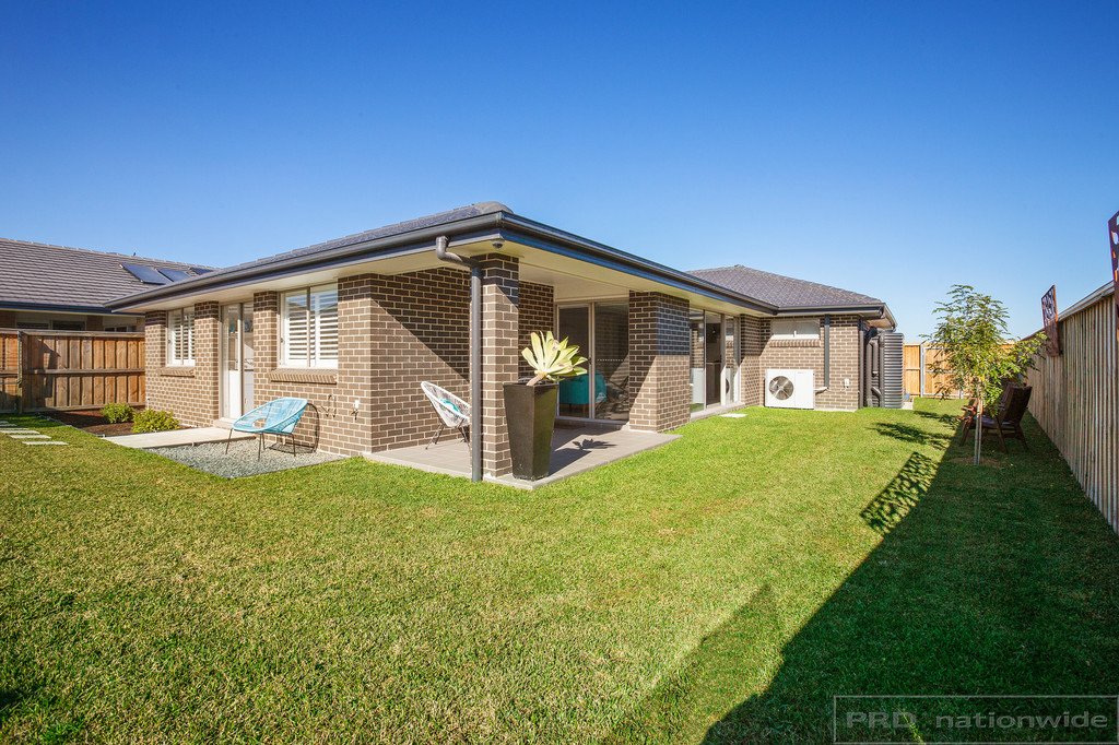 46 Emperor Parade CHISHOLM 17