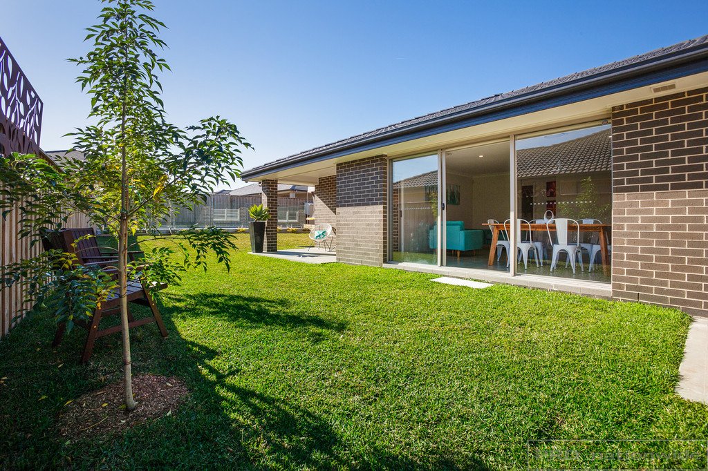 46 Emperor Parade CHISHOLM 18