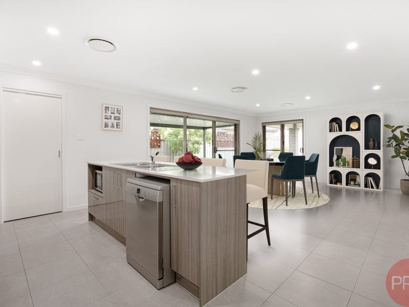 46 Emperor Parade CHISHOLM 3