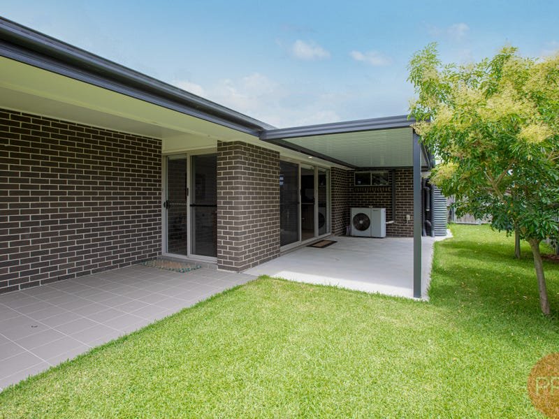 46 Emperor Parade CHISHOLM 15