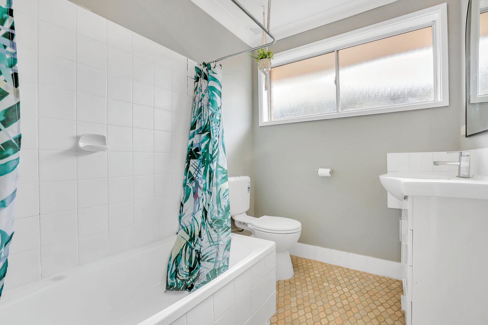 46 Ena Ave  DAPTO 5