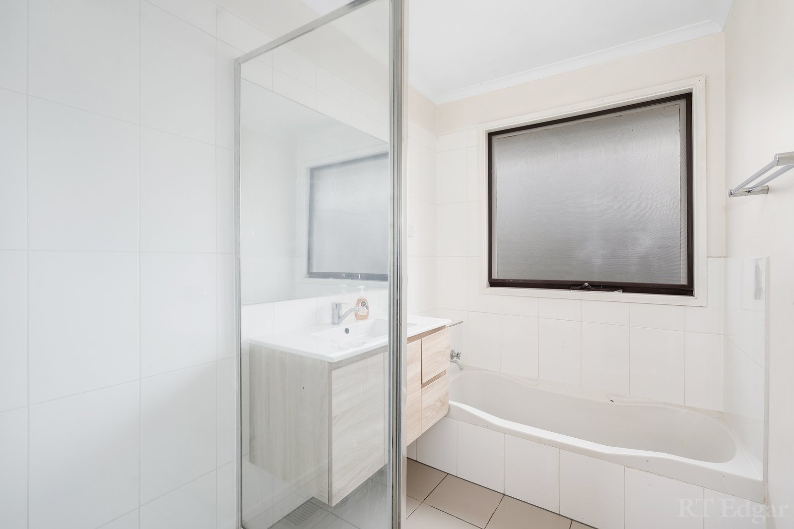 Real Estate and Property in 46 Freeman Crescent, Mill Park, VIC