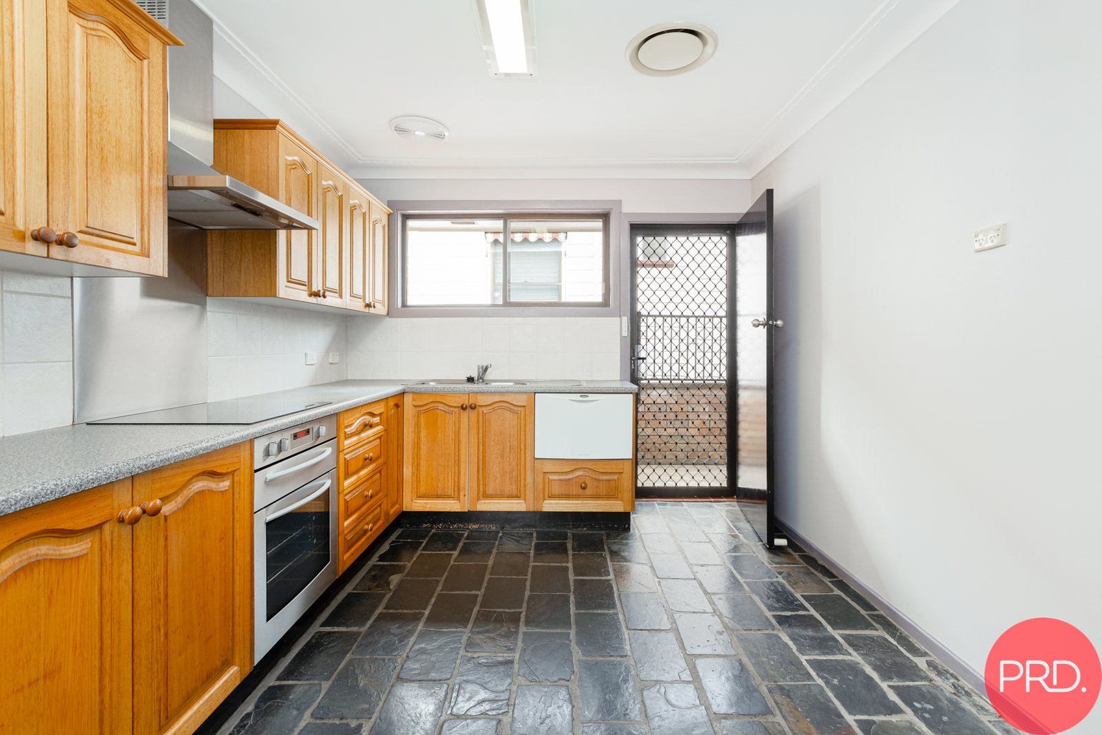 46 Gillies Street RUTHERFORD 16