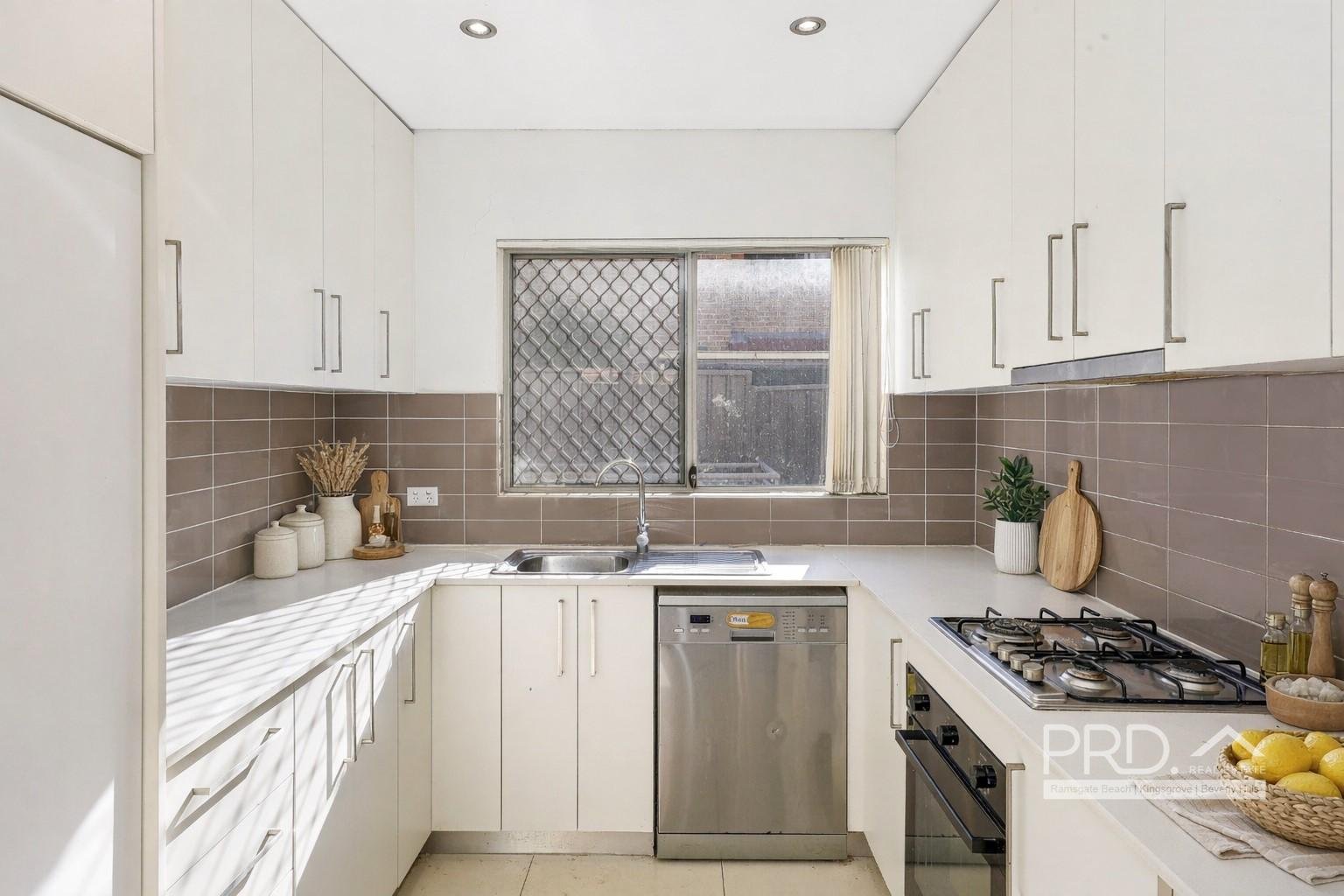 4/6 Graham Road NARWEE 3