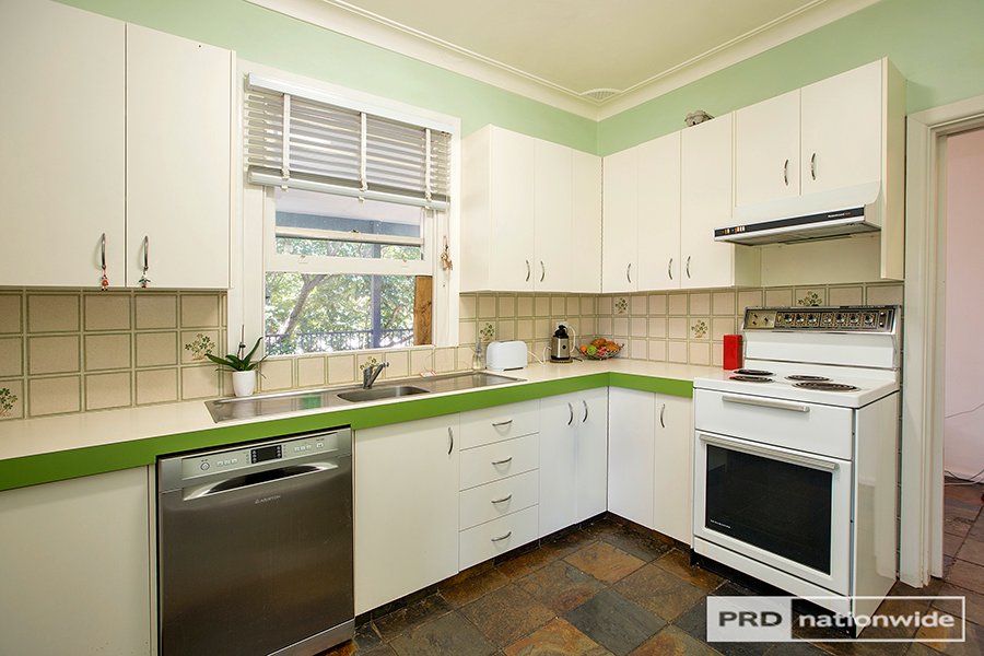 46 Hall Street TAMWORTH 3