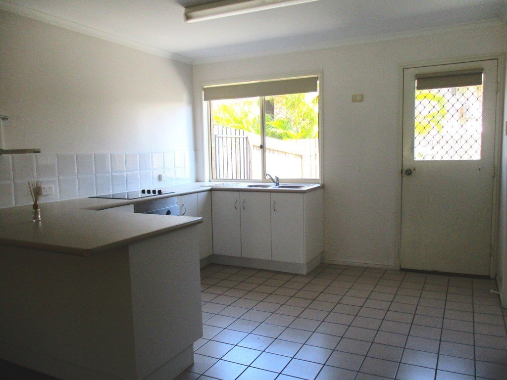 4/6 HAMPTON Drive TANNUM SANDS 3