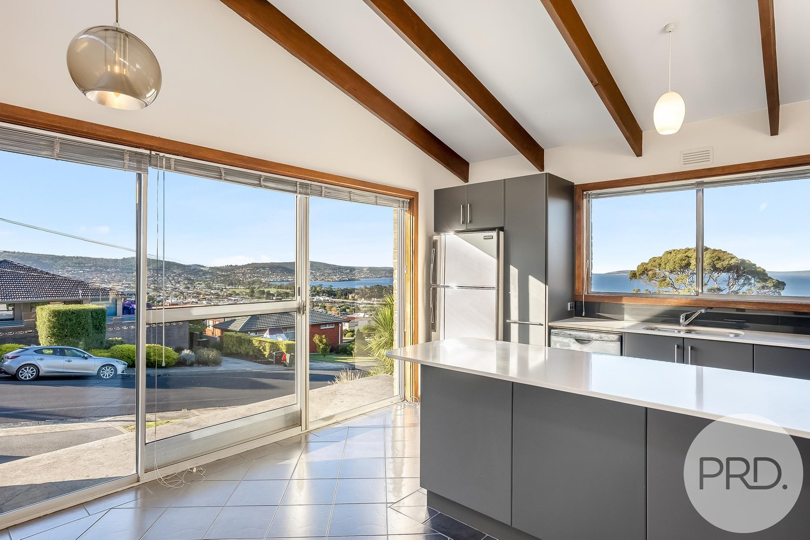 46 High Street BELLERIVE 9