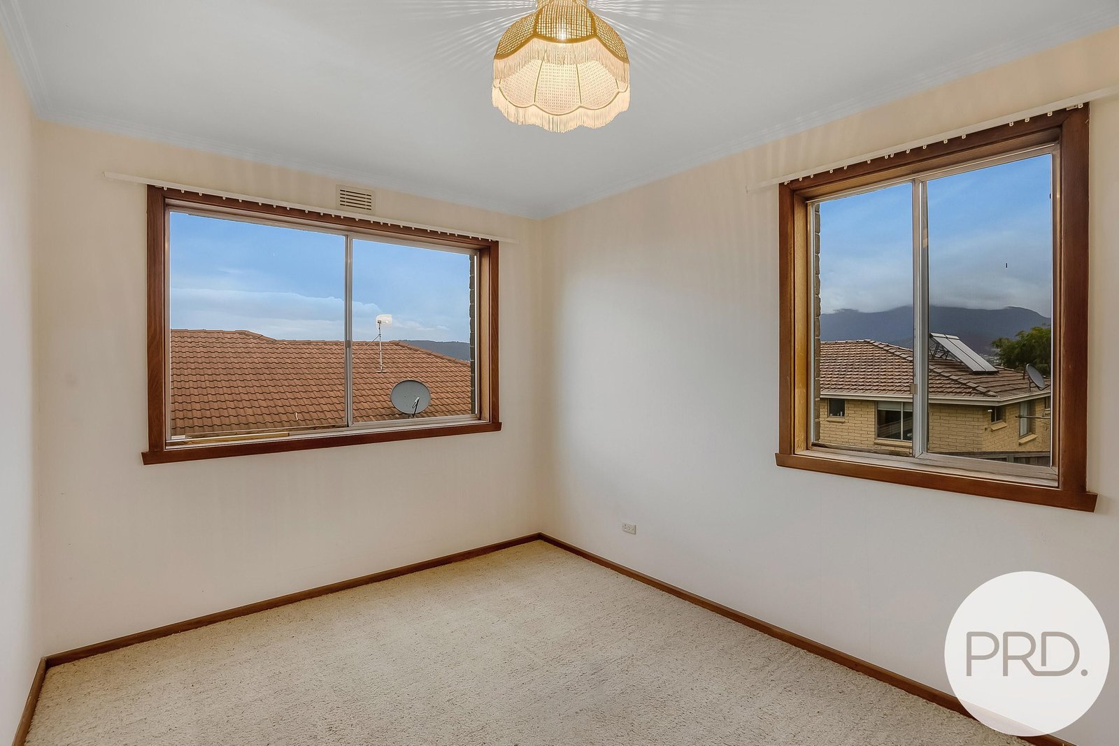 46 High Street BELLERIVE 18