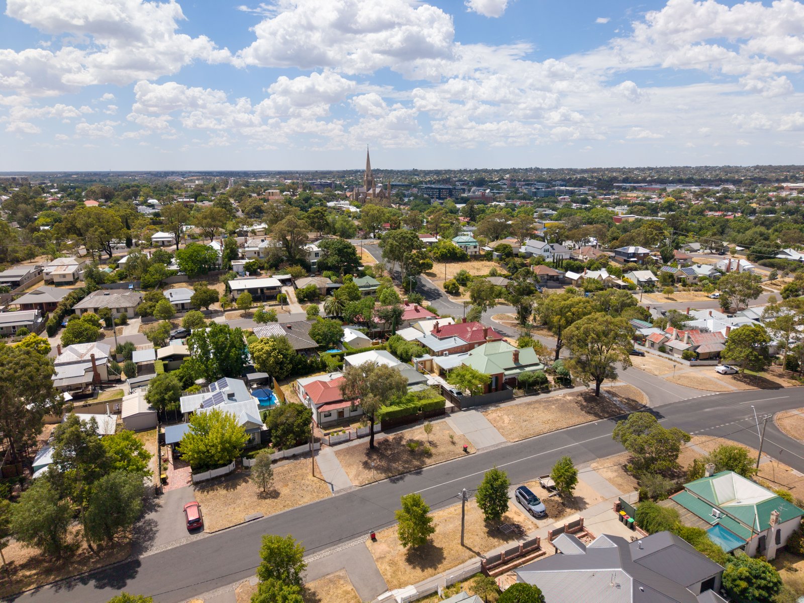 46 Honeysuckle Street BENDIGO 35