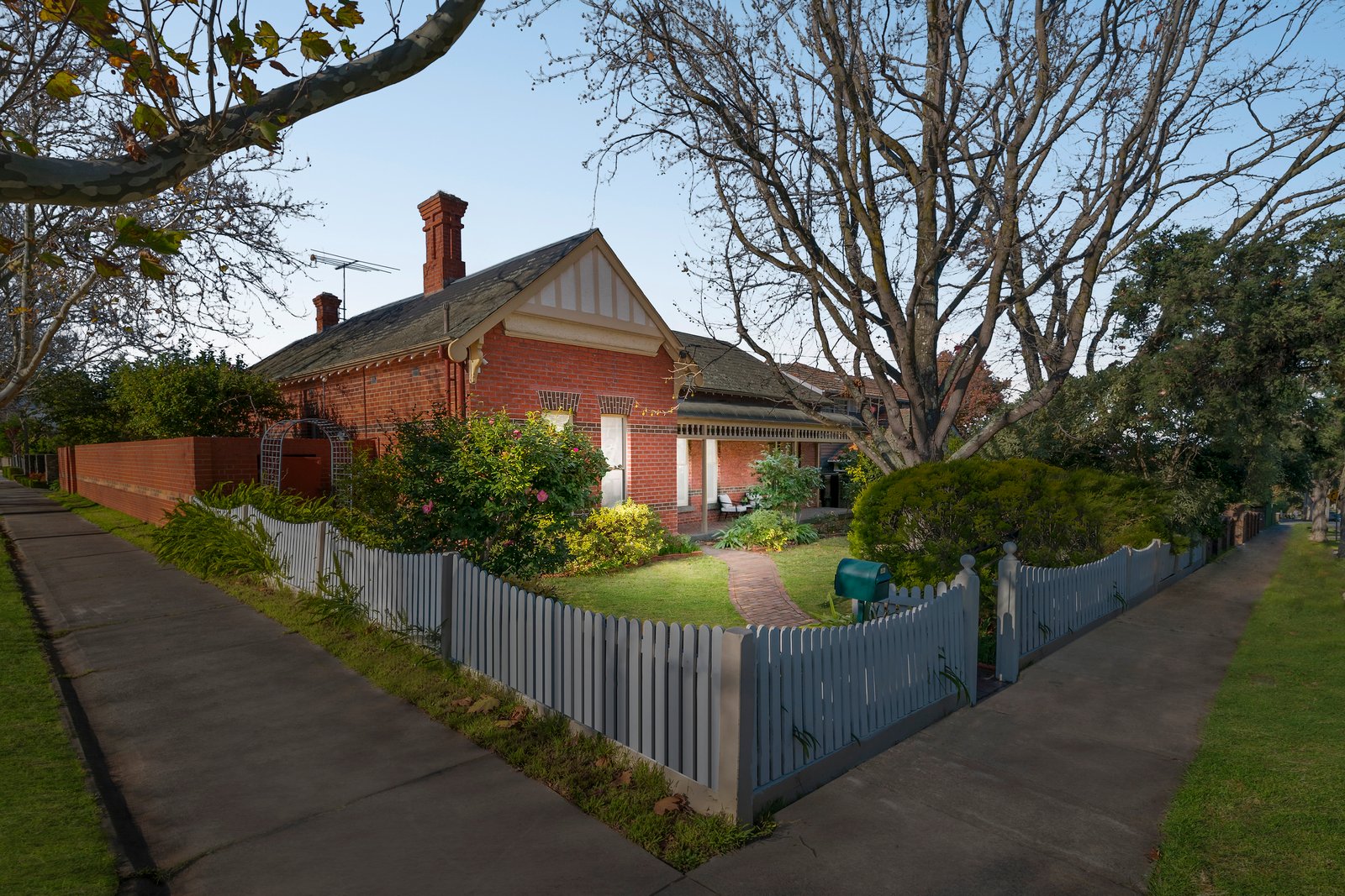 Real Estate and Property in 46 Hopetoun Avenue, Canterbury, VIC