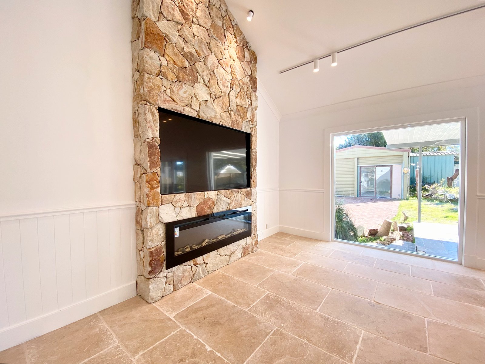 46 Horace Street SHOAL BAY 10