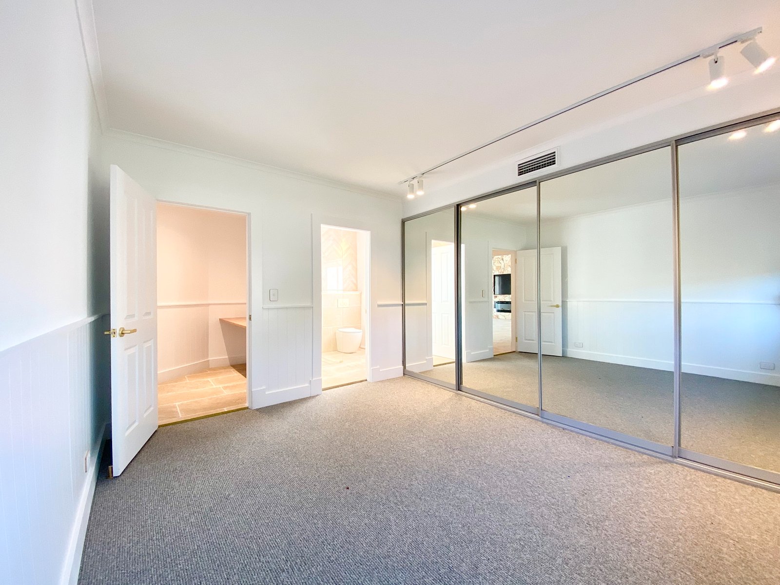 46 Horace Street SHOAL BAY 13