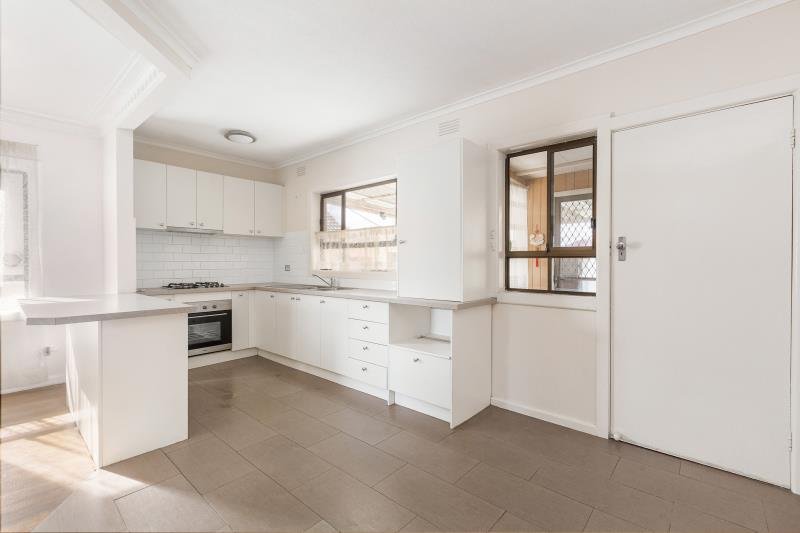 Gallery: 46 Irwin Avenue
